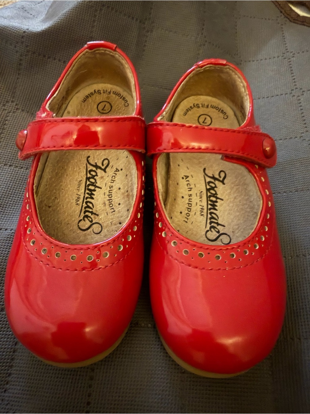 FootMates Girls Red Patent Mary Janes with Strap